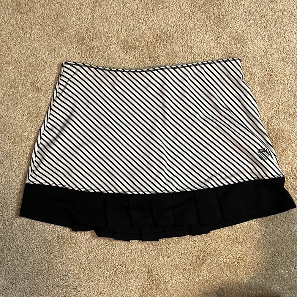 K-Swiss Black and White Golf/Tennis Skort